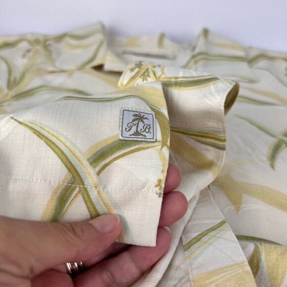 Tommy Bahama L 100% Silk Yellow White Flower Tropical Short Sleeve Men's Shirt - Picture 4 of 9